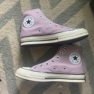 New Converse. No box. 
Converse Chuck Taylor - Lavendar, no laces